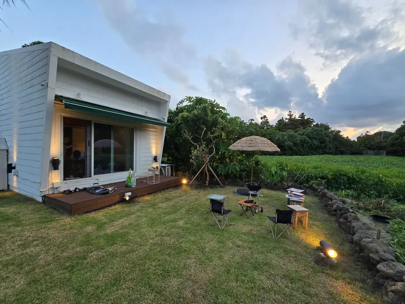 [Seongsan, Seogwipo][Seogwipo/Seongsan/Pyoseon] Healing two-room detached house with a small yard and stone wall 17
