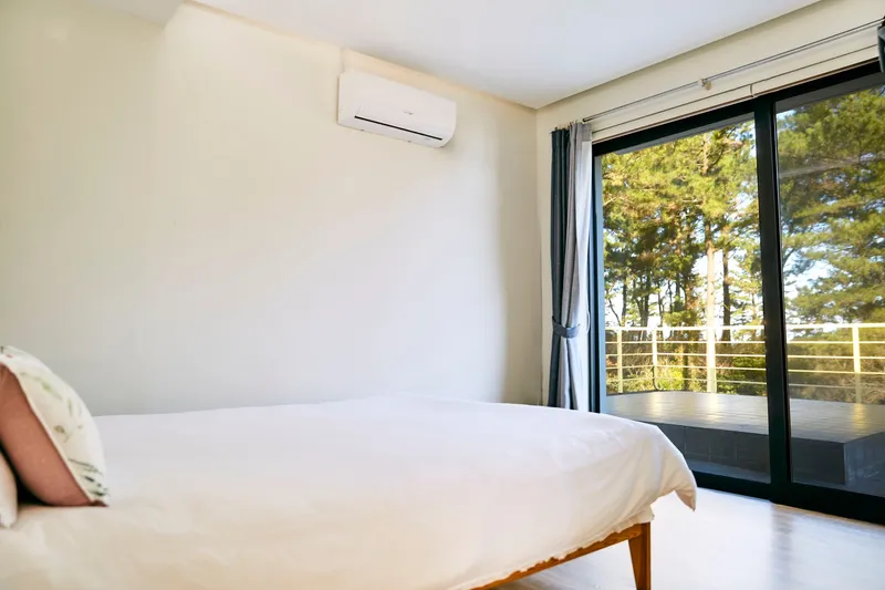 [Gujwa, Jeju] Jeju's Today, Everyday Begins with Birdsong, Nonoreta Lavender B 20