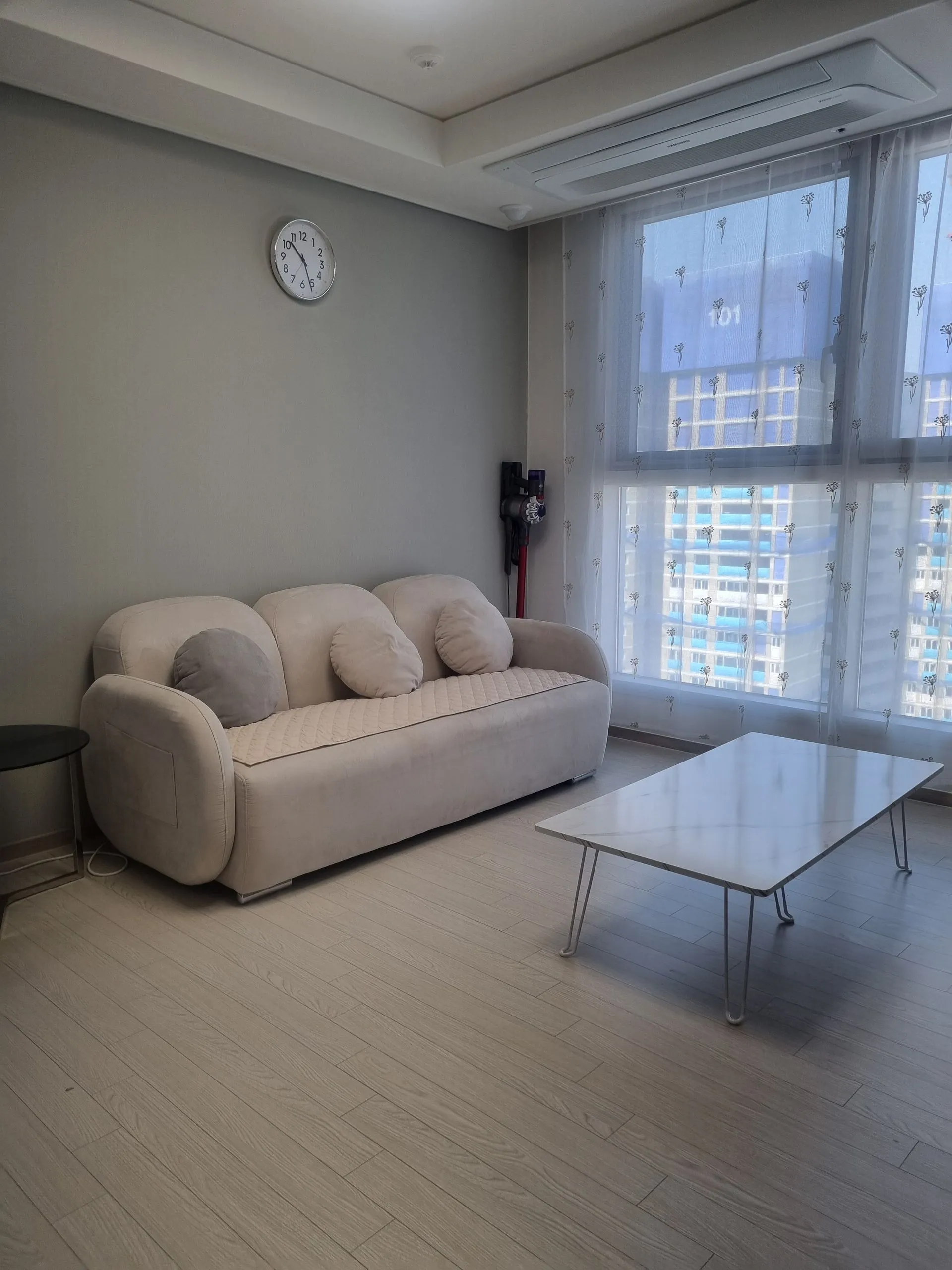 Sugi-dong One-Bedroom Near Geumnamno 4-ga