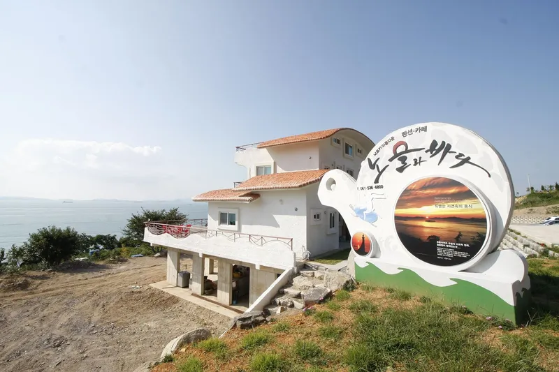 [Haenam] Ocean view Haenam sunset and sea pensen with the sea right in front, wave room 13