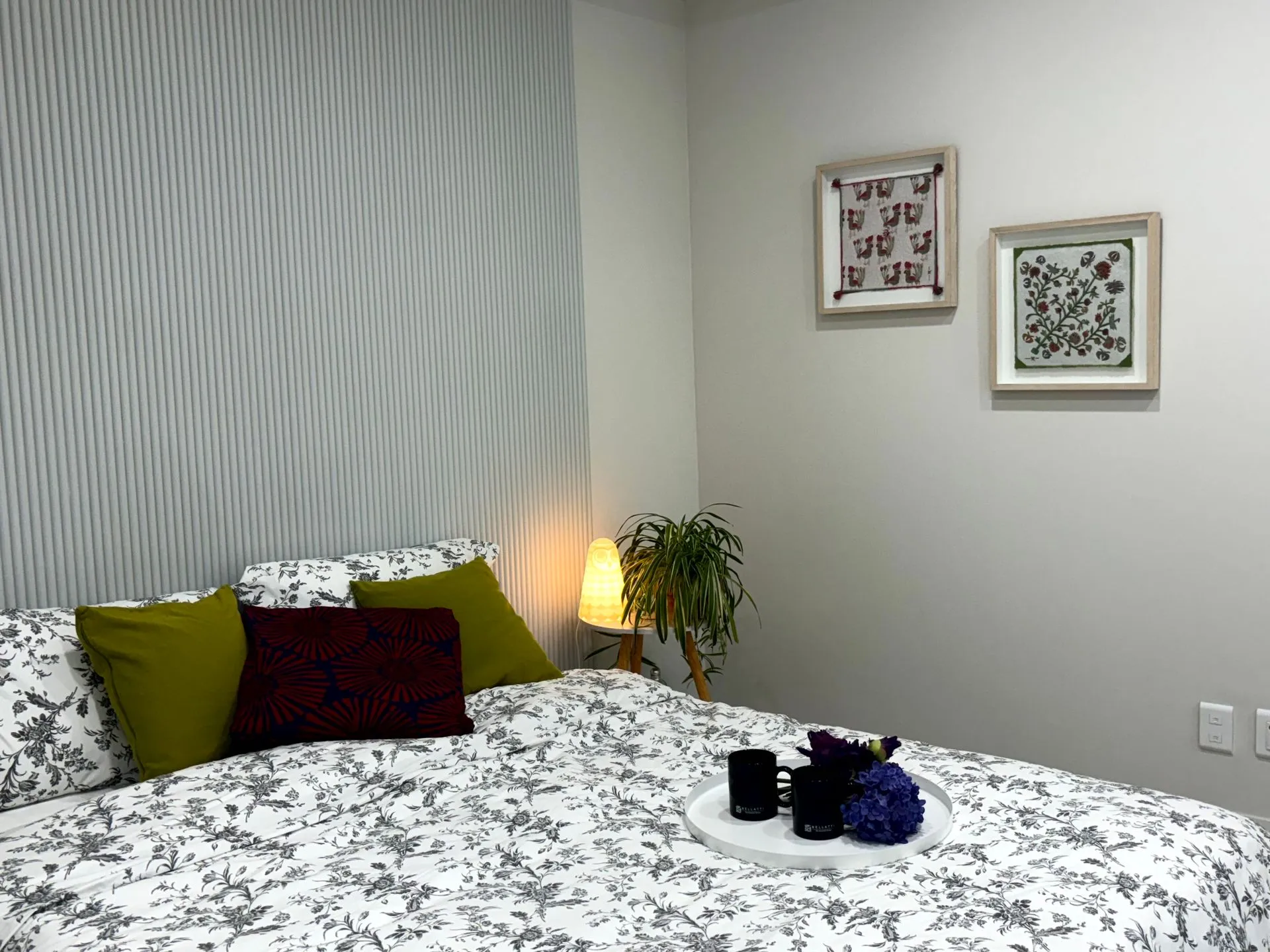 Sungin-dong Renovated Studio Near Sinseol-dong Station
