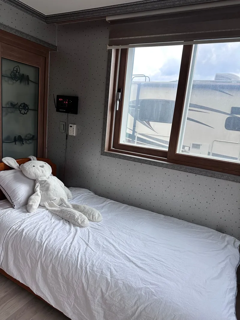 [Hamyang] A two-story independent karaoke and barbecue place like a gallery in Nonview 5