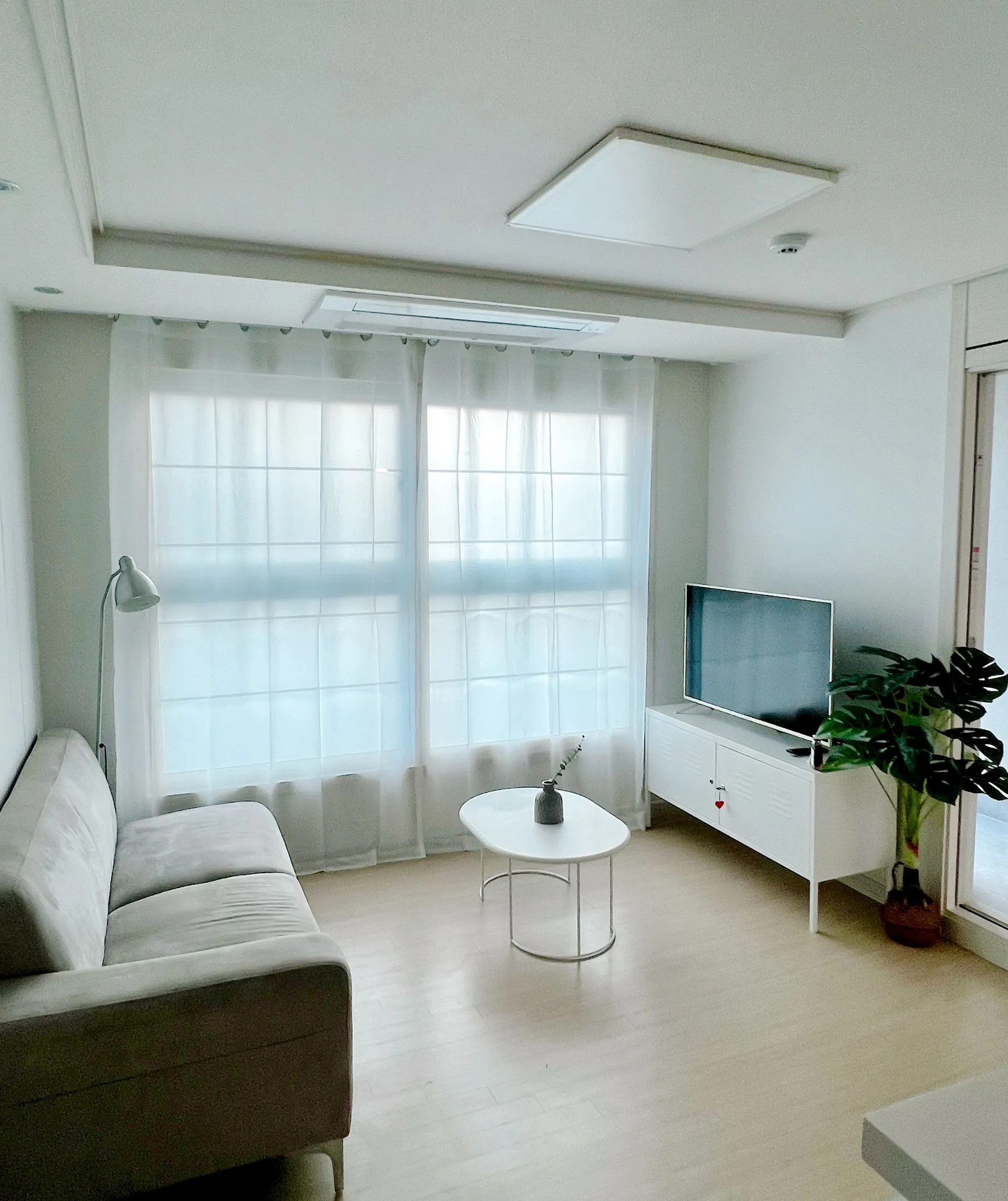Yangpyeong-dong Two-Bedroom Apartment