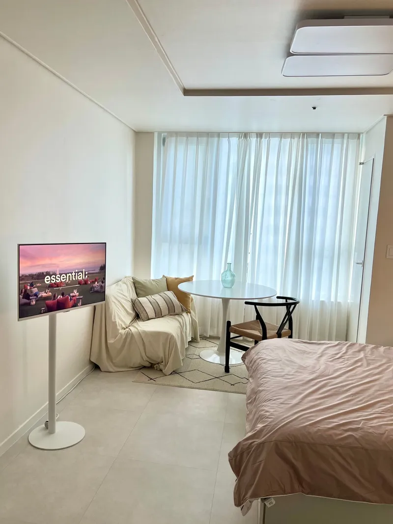 [Mapo, Seoul] Hotel-class fully remodeled, 3 seconds walk from Hapjeong Station 5
