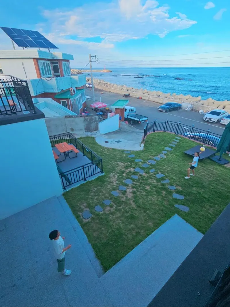 [Pohang] Room 202, 2nd floor, with a view of the Guryongpo ocean 55