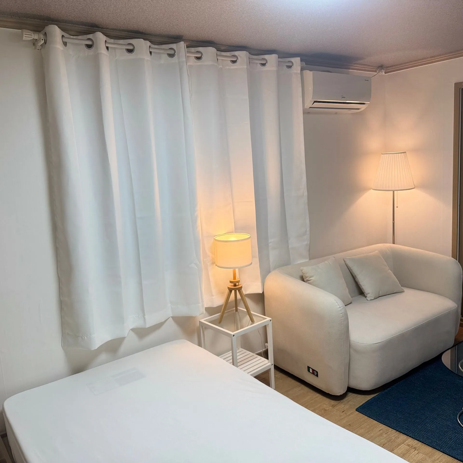 Sinchang-dong One-Bedroom House