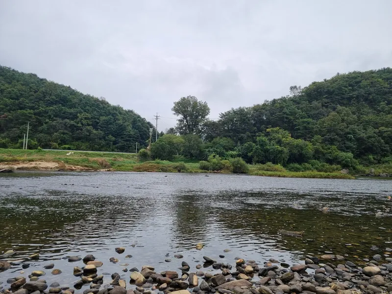 [Chuncheon][Chuncheon, Gangwon-do] A small house with a yard along the Hongcheon River 16