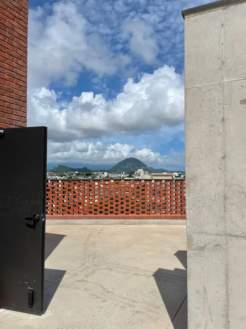 [Daejeong, Seogwipo] Entire 4th floor accommodation with a view of the ocean and Sanbangsan Mountain 83