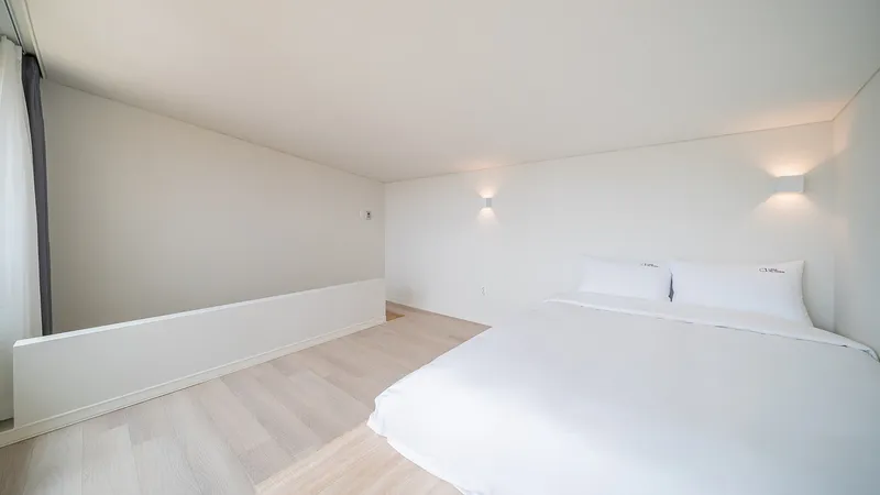 [Geoje] Emotional ocean view duplex pension with outdoor cypress 7