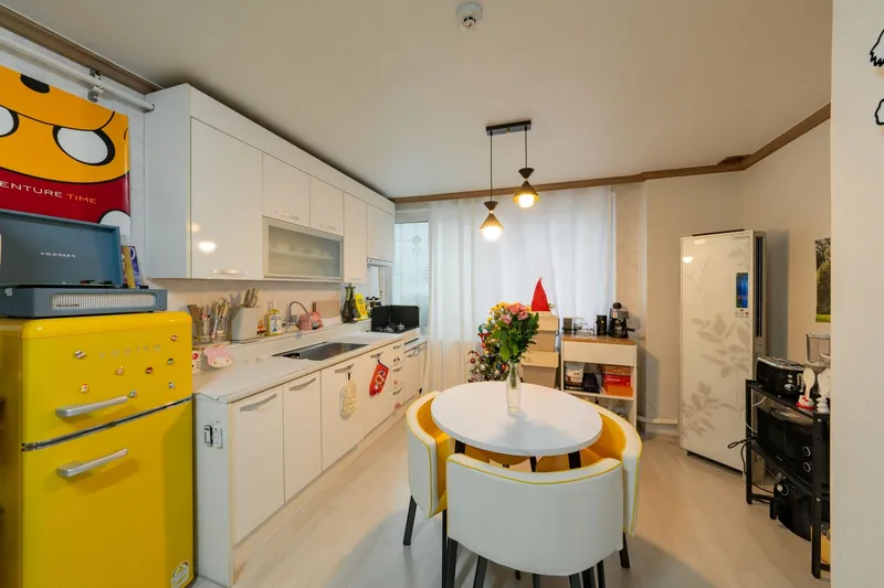 [Seo-gu, Daejeon][Daejeon Manyeon-dong] Spacious two-room with lots to enjoy #Nearby places with lots to do 83
