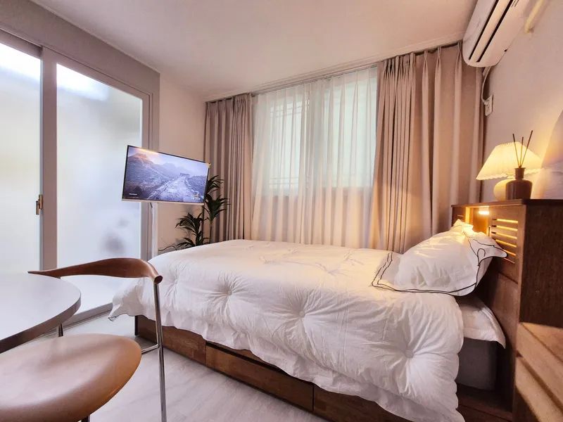 [Jeonju] Fully-furnished room 204 in the new downtown area, Jeollabuk-do Provincial Office, and Hanok Village. 10