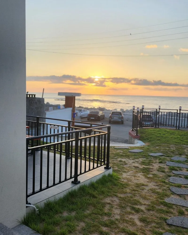 [Pohang] Room 202, 2nd floor, with a view of the Guryongpo ocean 70