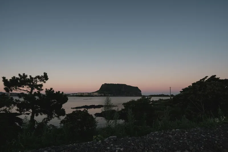 [Seongsan, Seogwipo] Stay with a view of Seongsan Sunrise Peak #Seongsan Sunrise Peak #View Restaurant B 33