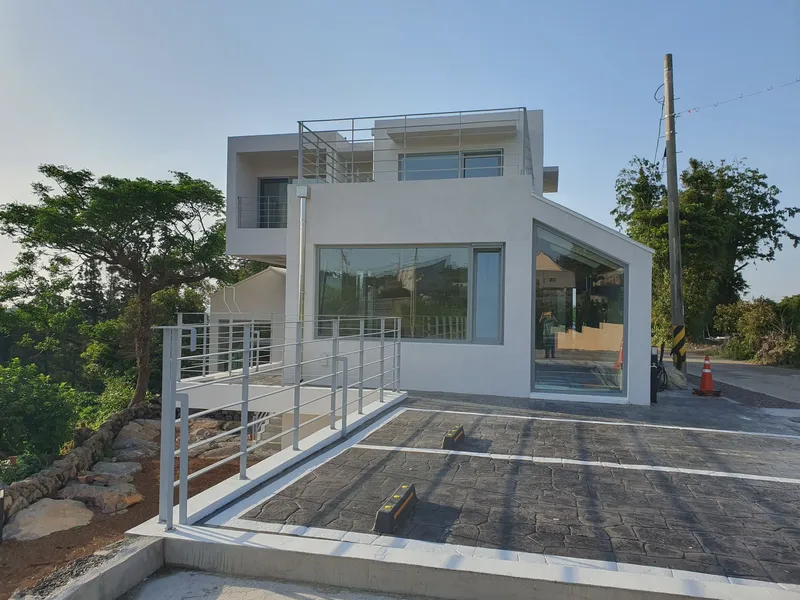 [Jocheon, Jeju] Fantastic sunset outside the window of Seonheul Jungsangan duplex pension 49