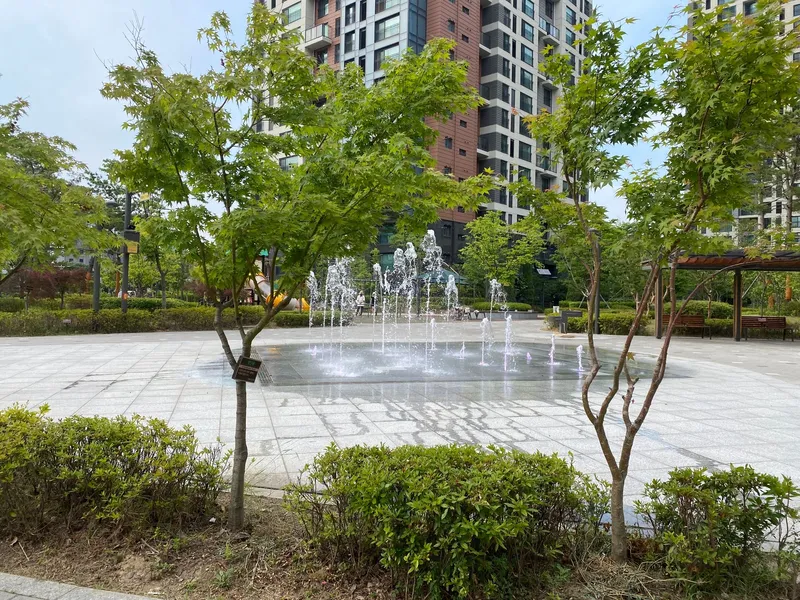 [서울 동대문] 청계천과 성북천을 바라보는 시티포레스트 오피스텔13층 45