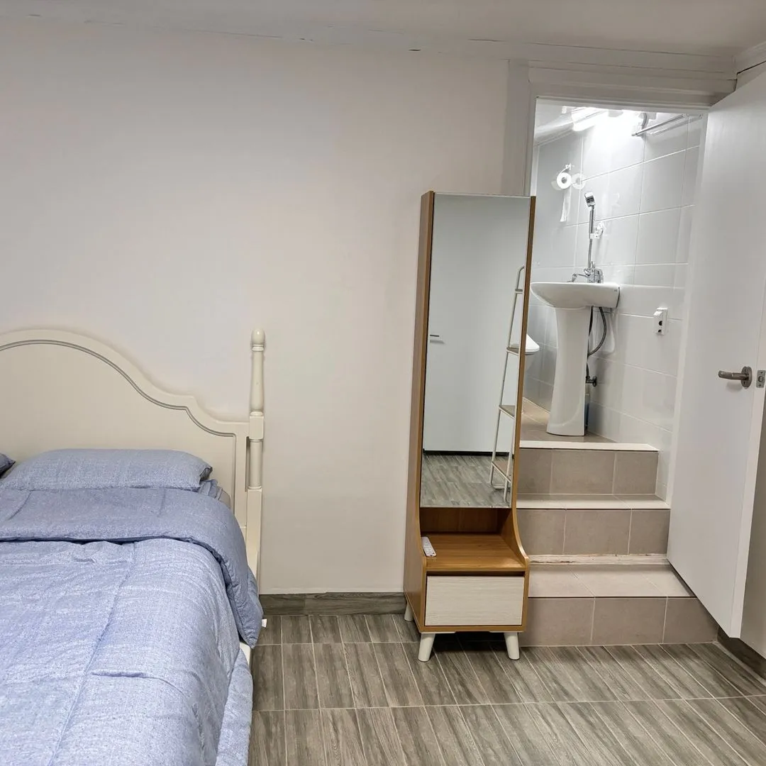 Gongneung-dong Pet-Friendly Two-Room House