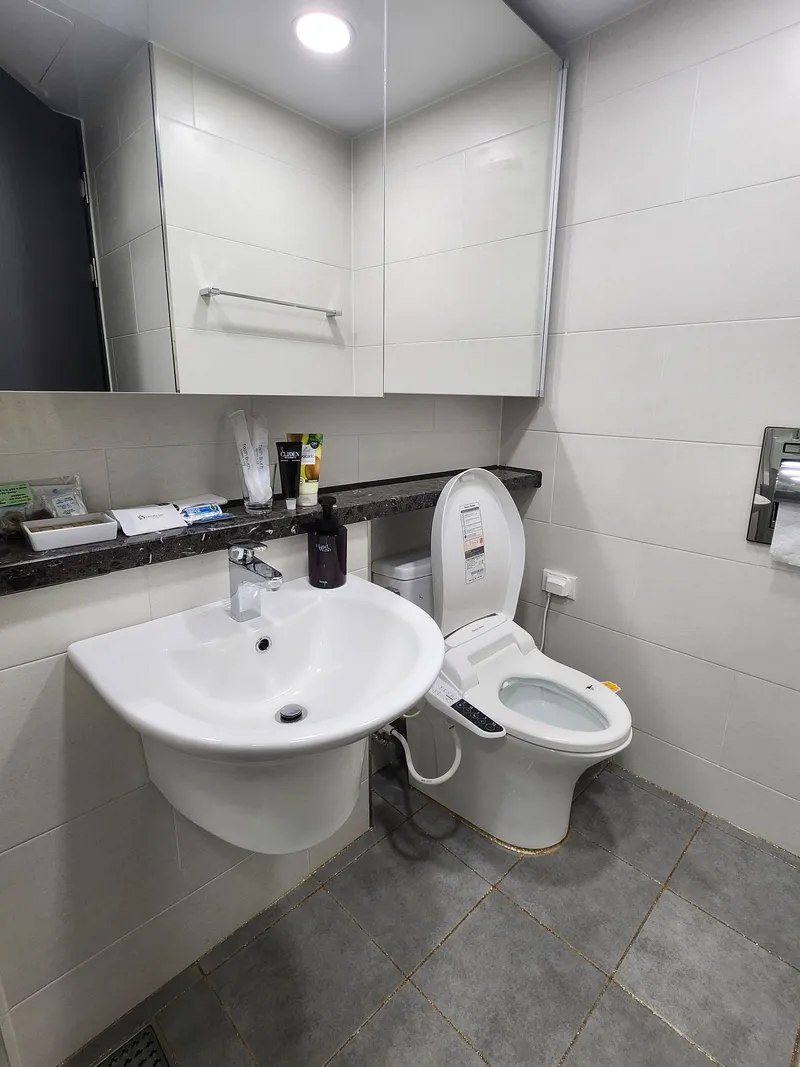 [Yeosu] Ocean View Terrace / 10 minutes from tourist attractions / Free parking / Cooking allowed 17