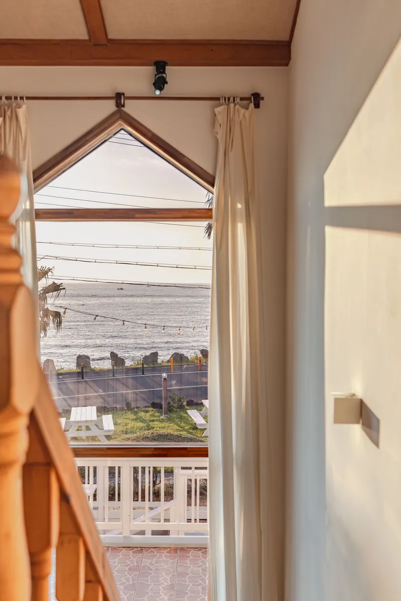 [Aewol, Jeju] Aewol Coastal Road Ocean View Duplex Emotional Accommodation 2