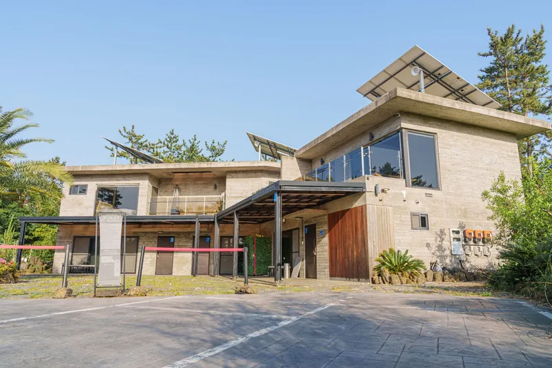 [제주 한림] 최고의시설과 힐링되는 단독공간 드넓은 정원, 풀빌라타운 4