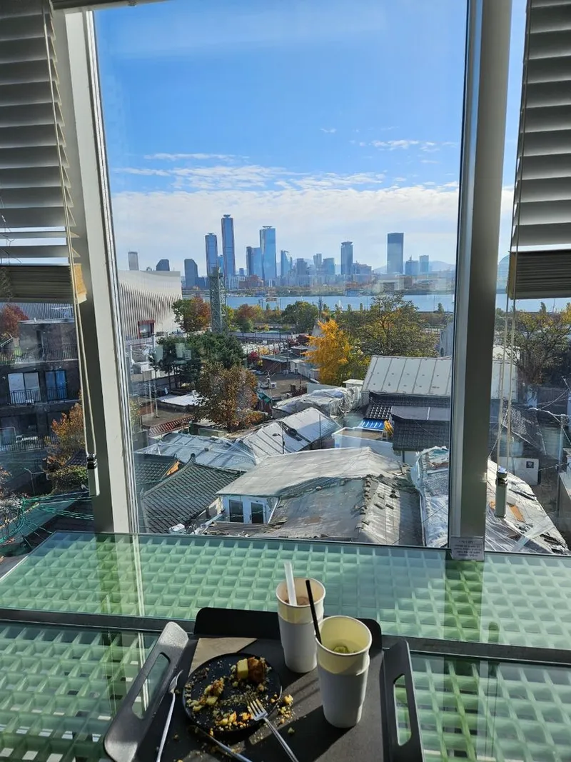 [서울 마포] 핫플합정홍대올리모델링2룸(채광좋고햇볕좋은1층같은살짝반지층) 94