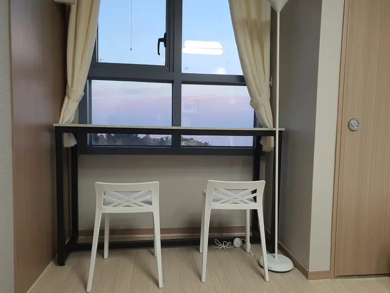 [Donghae] Room 1004 Latex Twin Bed Ocean View (All New) 9