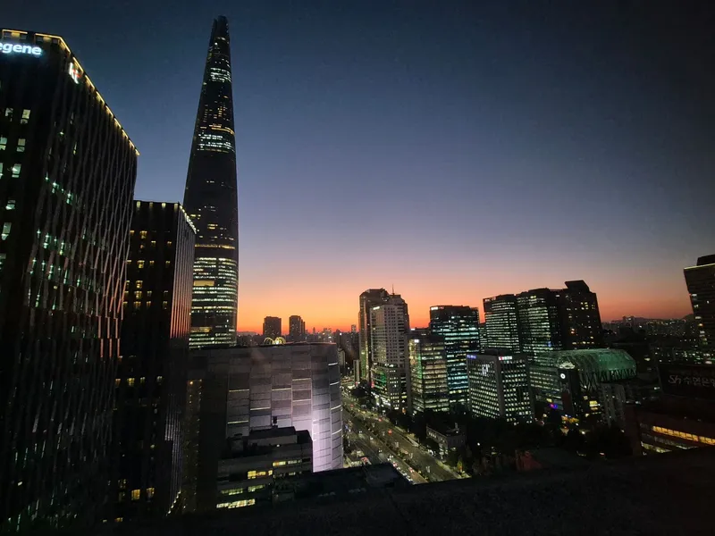 [서울 송파] 최고입지 / 잠실역2분 / 롯데타워,석촌호수뷰 22