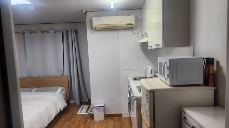 [Jongno, Seoul] One-room accommodation 501 near Gyeongbokgung Station on Line 3 12