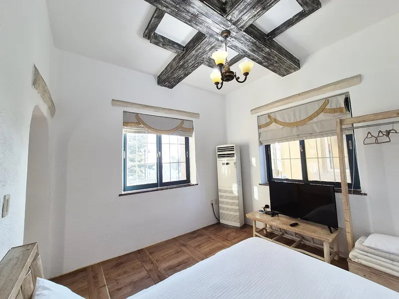 [Topyeong-dong, Seogwipo] #Breakfast #1PetFree Ocean View Yard Accommodation Everseaside 3