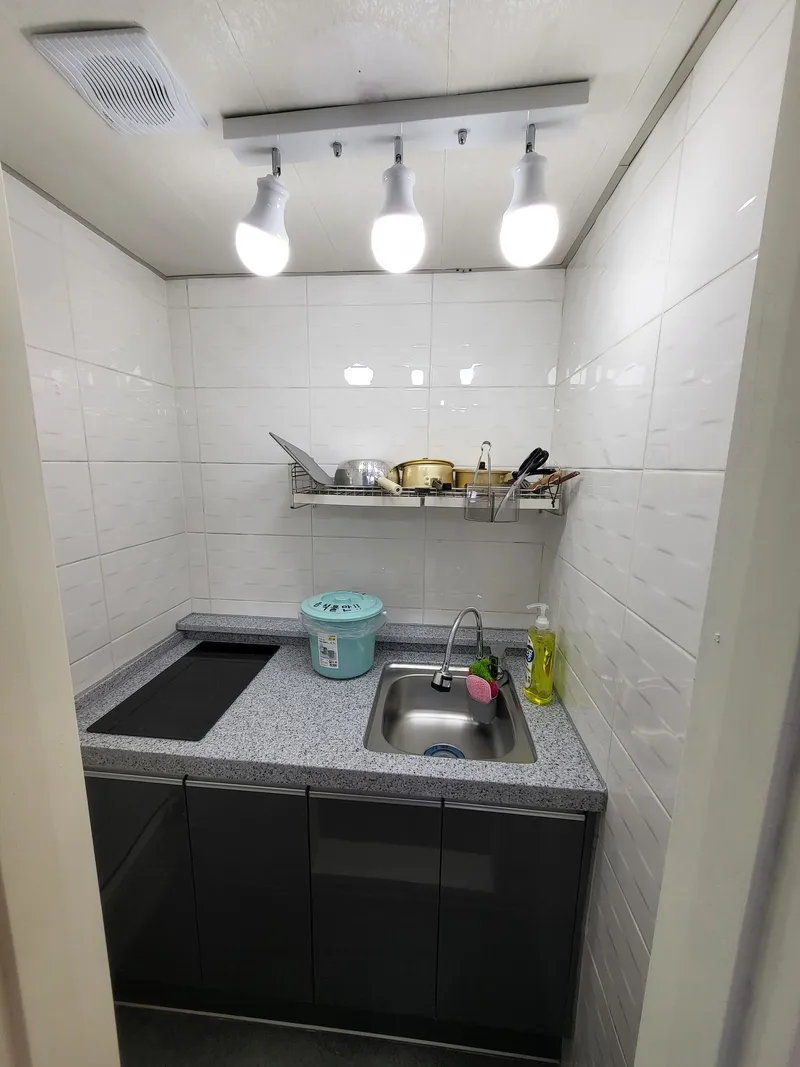 [Buk-gu, Gwangju] Jeon Dae-hu-mun cost-effective one-room tel, 1-person room, room 303 27