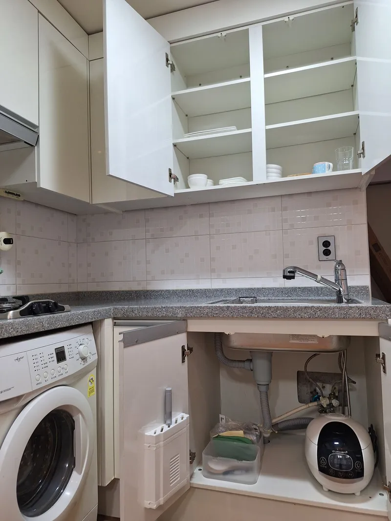 [Haeundae, Busan] Clean 1.5 room with good transportation and great night view near Haeundae 13