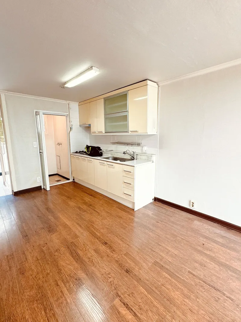 [Nowon, Seoul] Two-room apartment in front of Baek Hospital, in the forest area near the subway station 17