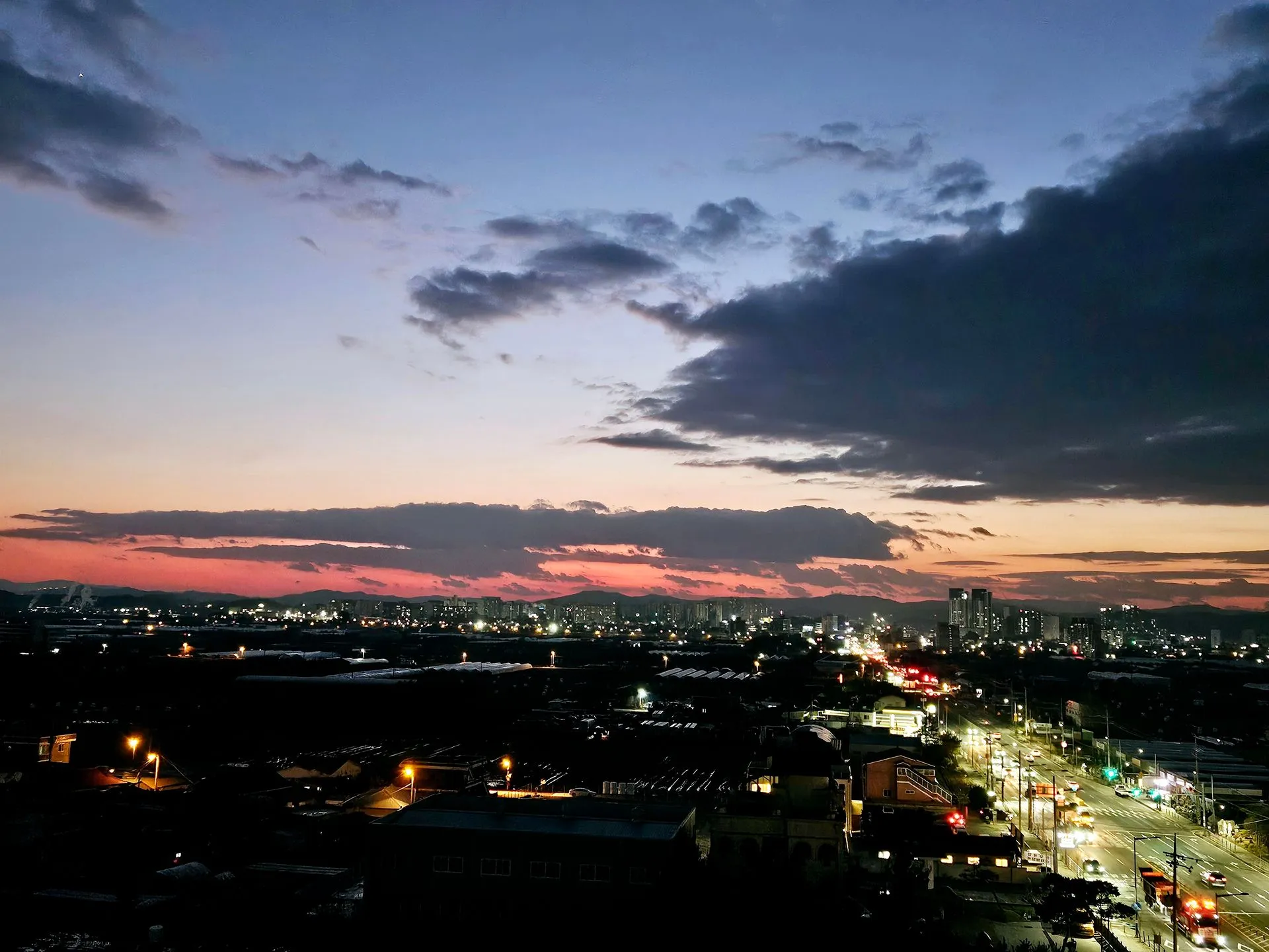 Two-Bedroom in Cheongju, Chungbuk — 60m², sleeps 4, 1 bath