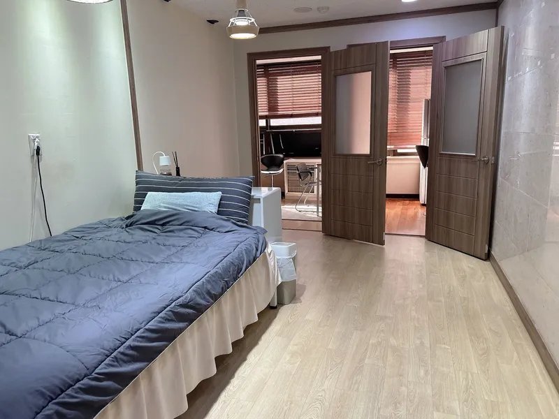 [Yeongdeungpo, Seoul] Yeouido cost-effective one-room Hangang Park The Hyundai Seoul Seoul hot place center Cozy cost-effective one-room 4