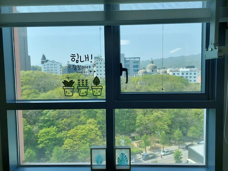 [강원 동해] 816호 라텍스 퀸베드 냉천공원뷰 9