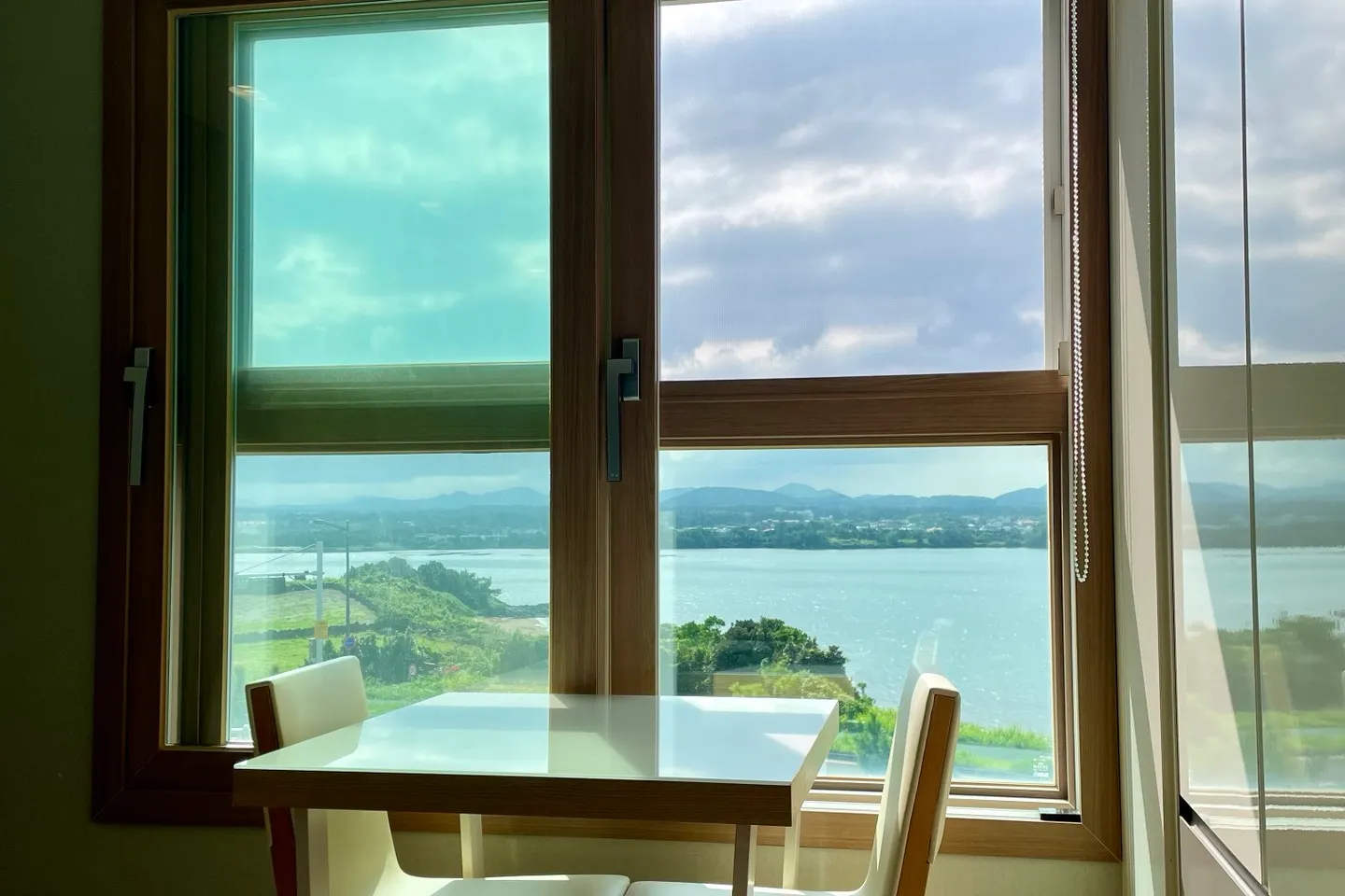 Seongsan-eup Ocean View One-Bedroom Apartment