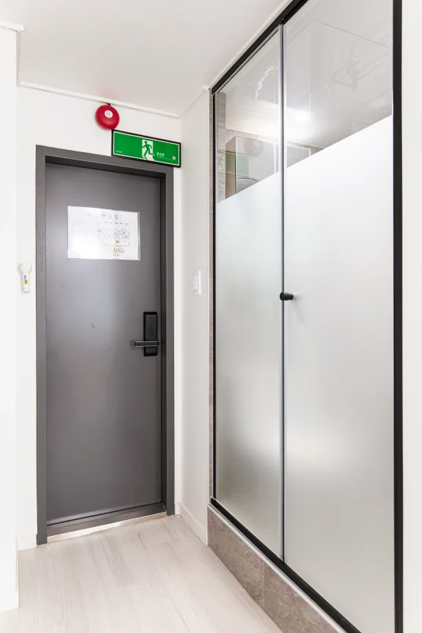 [Gwanak, Seoul] Full-option one-room tel BT6, recently remodeled near Shillim Station and Sindaebang Station 12