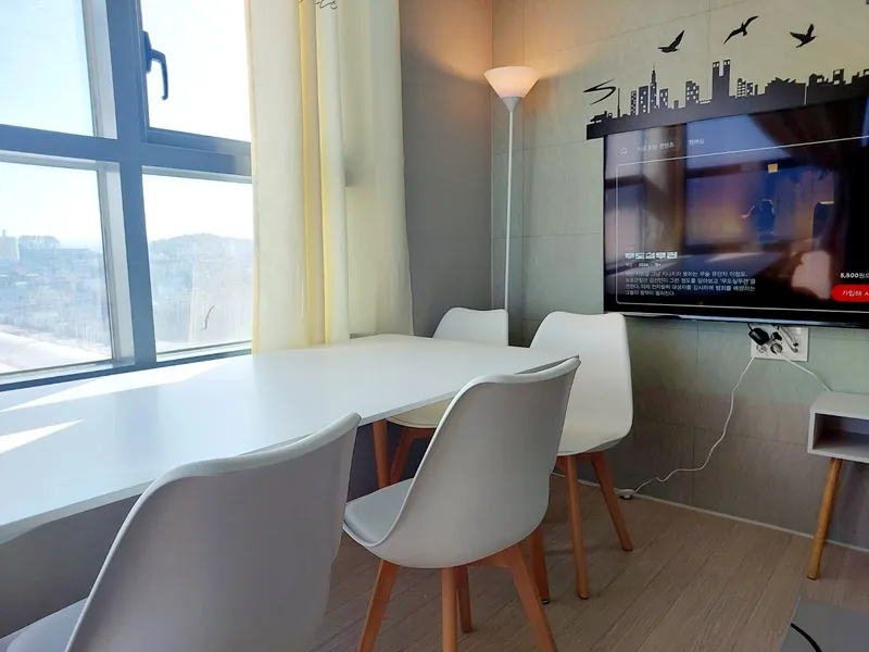 [Donghae] Room 909 Latex Twin Bed Ocean View Styler 2-Room 21