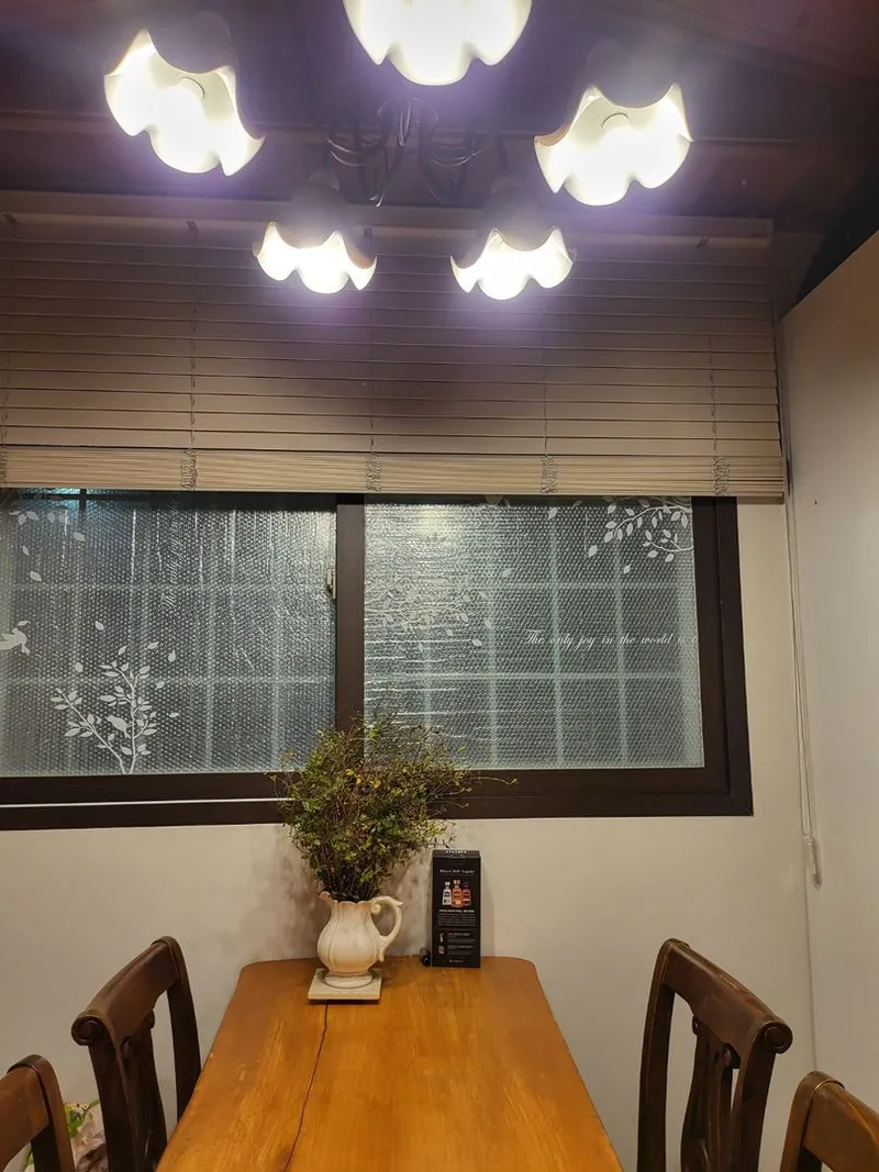 [Yeongdeok] A recently remodeled 56-pyeong detached house with a country feel and healing nature in the arms of the sea 50