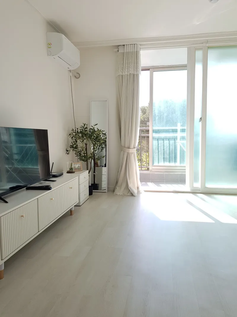 [Sokcho] Beach/Hot place 5-10 minutes, remodeled two-room #Parking #Relaxation #Trekking 2