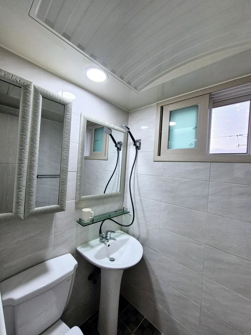 [Suseong, Daegu] Hotel-style Studio with Separated Units Near Suseong Lake 5 9