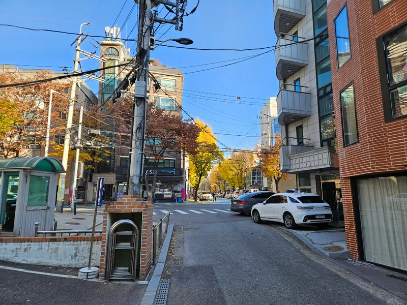 [서울 마포] 핫플합정홍대올리모델링2룸(채광좋고햇볕좋은1층같은살짝반지층) 75