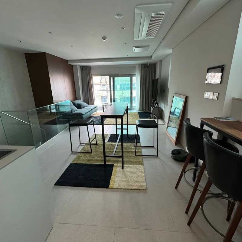 [Gangnam, Seoul] Duplex officetel at the entrance of the luxury street at Cheongdam intersection 8