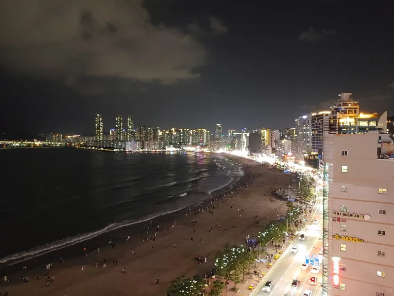 [부산 수영] 광안리 오션뷰 최대 4명 (퀸침대와 바닥매트 있음) 14