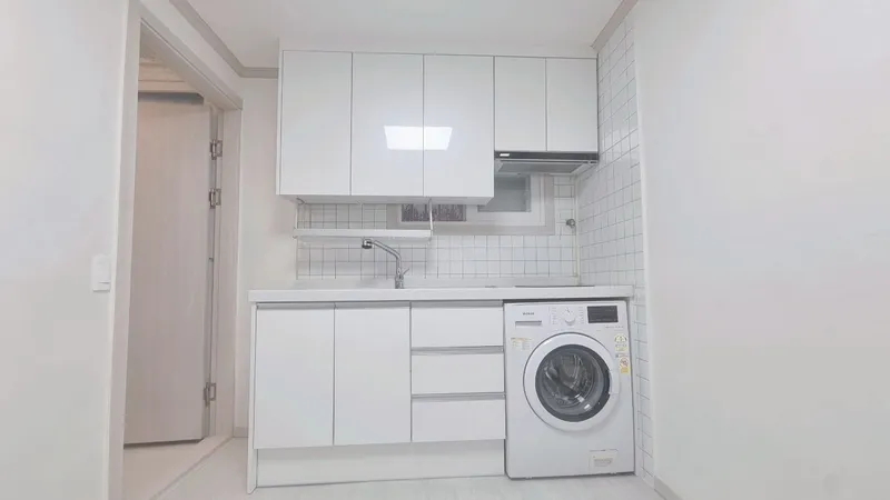 [서울 마포] 핫플합정홍대올리모델링2룸(채광좋고햇볕좋은1층같은살짝반지층) 24