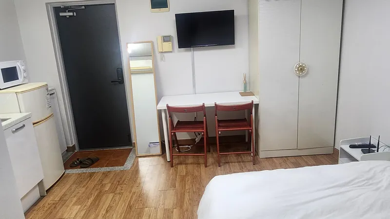 [Jongno, Seoul] One-room accommodation 501 near Gyeongbokgung Station on Line 3 4