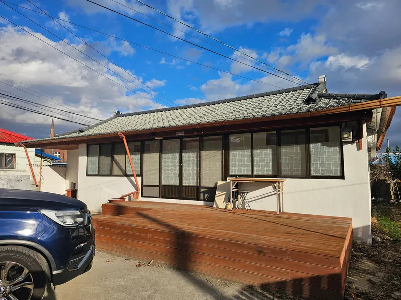 [Pohang] A quiet country house with an old persimmon tree in the yard and a large parking lot 26