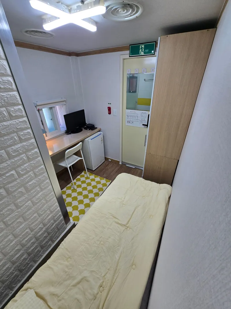 [Songpa, Seoul] 2 minutes from Samjeon Station, 10 minutes from Jamsil Saenae Station, 2nd floor one-room A, fully-furnished one-room tel 5