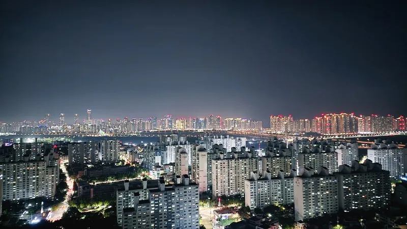 [Yeonsu, Incheon] Songdo Station night view sea, lake, city view best 3 rooms 29th floor 2