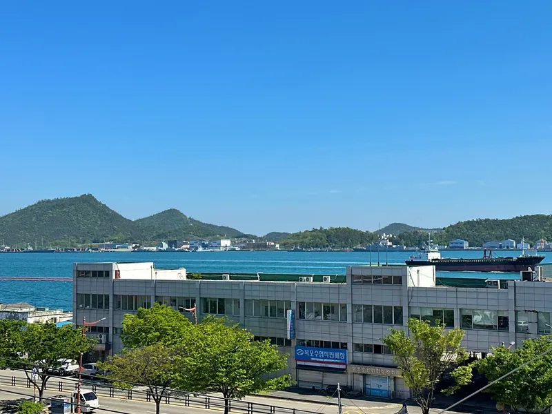 [전남 목포] #연희네슈퍼도보1분#해안산책로앞#퀸침대2개 61