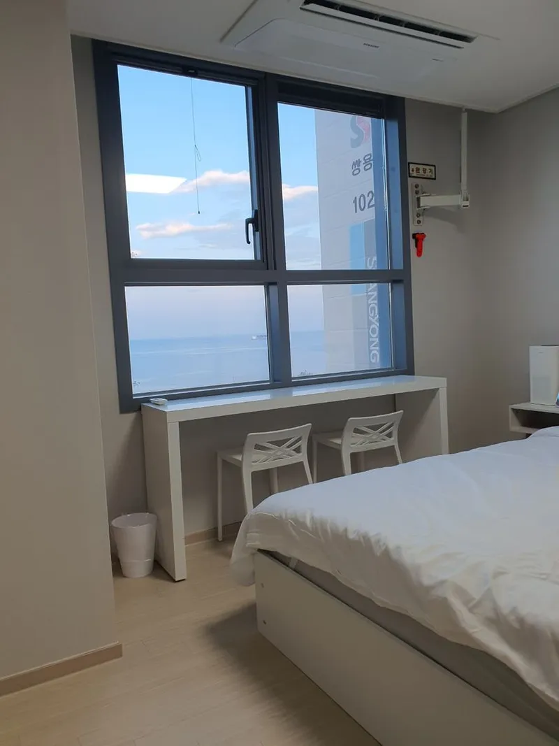 [Donghae] Room 708 Latex Twin Bed Ocean View (New Room) 14